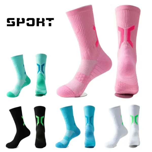 Elite Men's Basketball Socks – Breathable, Quick-Dry, Moisture-Wicking & Compression Fit